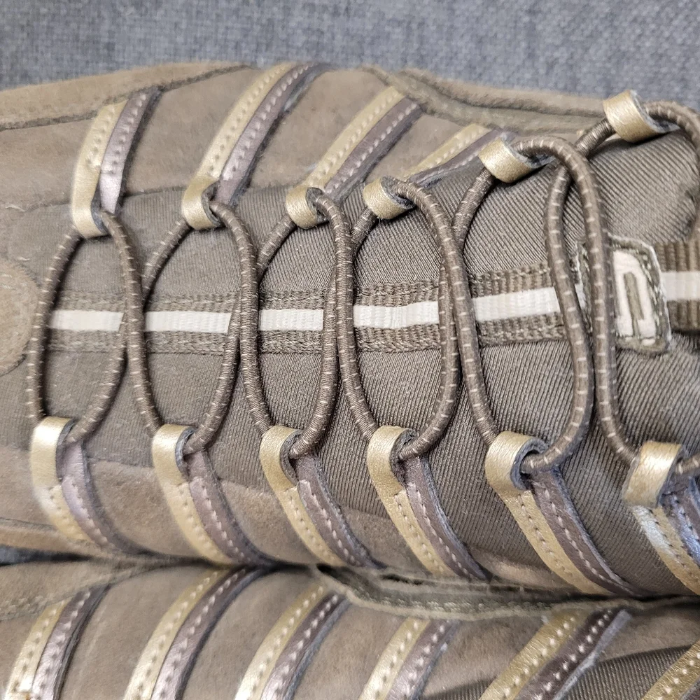 Skechers green outlined with gold ad gray. Slip on.